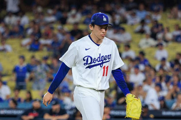 October 4, 2026, Los Angeles, California, USA: Relief pitcher, Roki Sasaki 11 of the Los Angeles Dodgers during NLDS Game 2 against the Atlanta Braves on Sunday October 4, 2026 at Dodger Stadium in Los Angeles, California. JAVIER ROJAS PI Dodgers Vs. Braves NLDS - Game 2 - ZUMAp124 20261004_zaa_p124_024 Copyright: xJavierxRojasx