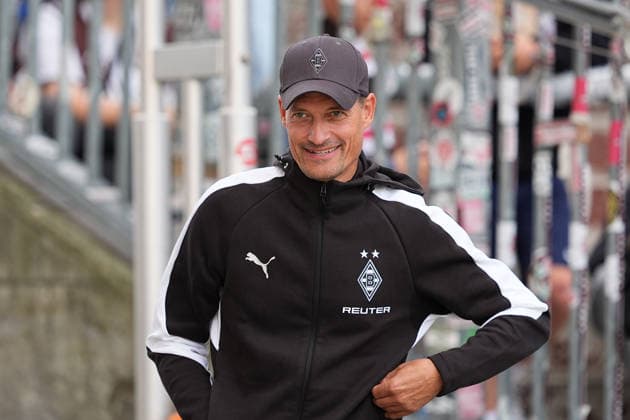 October 3, 2026, xydrx, Men s, Soccer, Friendly Match, FC St. Pauli vs. Borussia Mönchengladbach, 2026–2027 Season, Millerntor Stadium, Alexander Blessin, Head Coach of Borussia Mönchengladbach. DFB regulations prohibit any use of photographs as image sequences and or quasi-video. Copyright: HMBxMedia YannisxDreimann