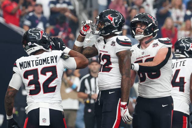 HOUSTON, TX - OCTOBER 04: Wide receiver Nico Collins 12 of the Houston Texans celebrates his touchdown with teammates during the NFL, American Football Herren, USA football game between the Houston Texans and Dallas Cowboys on October 4, 2026, at Reliant Stadium in Houston, TX. (Photo by David Buono Icon Sportswire) NFL: OCT 04 Cowboys at Texans EDITORIAL USE ONLY Icon241004131