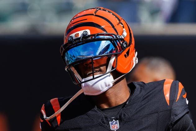 Oct 4, 2026; Cincinnati, OH, USA; Cincinnati Bengals wide receiver Tee Higgins (5) during pregame of NFL, American Football Herren, USA game action against the Jacksonville Jaguars at Paycor Stadium. Mandatory Credit: -Cal Media - ZUMAc04_ 20261004_zma_c04_479 Copyright: xJohnxMersitsx