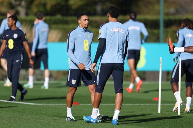 England MD-1 Training, Nations League Trent Alexander-Arnold speaks with Morgan Rogers of England during the England MD-1 training session ahead of the 2026 27 UEFA Nations League Group A3 match vs Czech Republic, Tottenham Hotspur Training Ground, Enfield, England on 5 October 2026 Credit: Tiego Grenho Every Second Media Editorial use only. All images are copyright Every Second Media Limited. No images may be reproduced without prior permission. Copyright: xIMAGO EveryxSecondxMediax ESM-2200-0045 TiegoxGrenhox xEveryxSecondxMediax