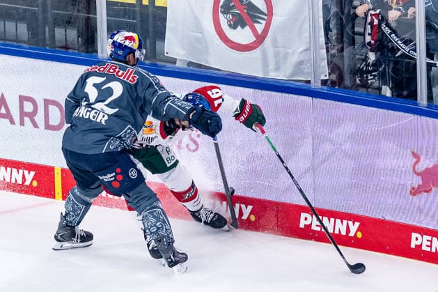 Battle for the Puck: Face-off between Patrick Hager (EHC Red Bull Munich, 52) and Cameron Wright (Augsburger Panther, 16 GER), EHC Red Bull Munich vs. Augsburger Panther, DEL, 2026–2027 season, Matchday 6, October 4, 2026 Photo: HMB Media, Franz Feiner Copyright: HMBxMedia FranzxFeiner