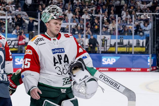 Tobias Ancicka, goaltender for the Augsburger Panther, 45, looks disappointed after the loss in Germany: EHC Red Bull Munich vs. Augsburger Panther, DEL, 2026–2027 season, Matchday 6, October 4, 2026 Photo: HMB Media, Heike Feiner Copyright: HMBxMedia HeikexFeiner
