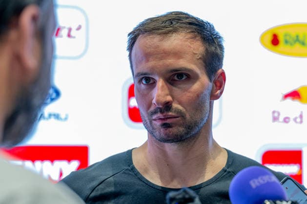 Mathias Niederberger, goaltender, EHC Red Bull Munich, age 35, during an interview portrait session (GER), EHC Red Bull Munich vs. Augsburger Panther, DEL, 2026–2027 season, Matchday 6, October 4, 2026 Photo: HMB Media, Heike Feiner Copyright: HMBxMedia HeikexFeiner