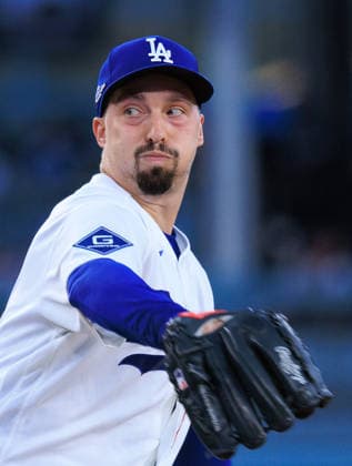 October 4, 2026, Los Angeles, California, USA: Starting pitcher, Blake Snell 7 of the Los Angeles Dodgers during NLDS Game 2 against the Atlanta Braves on Sunday October 4, 2026 at Dodger Stadium in Los Angeles, California. Dodgers lose to Braves, 2-3. JAVIER ROJAS PI Dodgers Vs. Braves NLDS - Game 2 - ZUMAp124 20261004_zaa_p124_090 Copyright: xJavierxRojasx