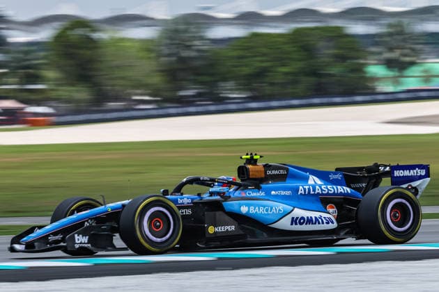 SEPANG, SGR - OCTOBER 02: Carlos Sainz of Spain and Atlassian Williams F1 Team in action during friday free practice of the Formula 1 Gulf Air Bahrain Grand Prix on October 02, 2026 held at Sepang International Circuit in Sepang, Malaysia. (Photo by Hazrin Yeob Men Shah Icon Sportswire) AUTO: OCT 02 F1 Bahrain Grand Prix in Malaysia EDITORIAL USE ONLY Icon3782610024909
