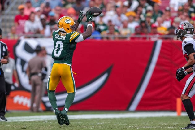 Oct 4, 2026; Tampa, FL, USA; Green Bay Packers wide receiver Matthew Golden (0) catches a pass from quarterback Jordan Love (10) during the NFL, American Football Herren, USA game between the Green Bay Packers and Tampa Bay Buccaneers at Raymond James Stadium. Mandatory Credit: Taylor McFee-Cal Media Tampa USA - ZUMAc04_ 20261004_zma_c04_667 Copyright: xTaylorxMcfeex