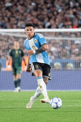 BUENOS AIRES, ARGENTINA - OCTOBER 06: Enzo Fernandez of Argentina passes the ball during the International Friendly, Länderspiel, Nationalmannschaft football match between Argentina and Benin at Estadio Monumental Antonio V. Liberti on October 06, 2026 in Buenos Aires, Argentina. (Photo by Richard Callis Sports Press Photo) Copyright: xRichardxCallis SportsxPressxPhotox Sportspressphoto_SPR247882