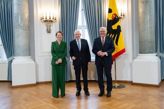 Josef Schuster, President of the Central Council of Jews New Years reception of Federal President Frank Walter Steinmeier and Elke Büdenbender at Bellevue Palace in Berlin, with Josef Schuster, President of the Central Council of Jews Berlin Berlin GER