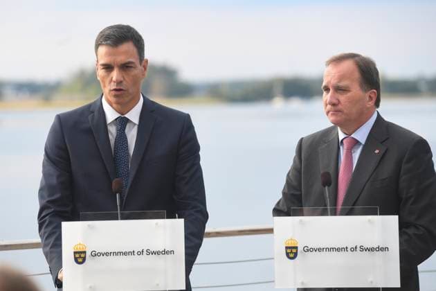 Spanish Prime Minister Pedro Sanchez and Swedish Prime Minister Stefan Lofven during a press meeting after their talks at Fagerudd Conference Hotel in Enkoping, Sweden on September 05, 2018 Photo Fredrik Sandberg TT code 10080 ENKOPING SWEDEN x10080x Copyright: xFredrikxSandberg TTx SANCHEZ LOFVEN SWEDEN