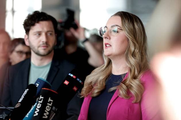Felix Banaszak, Co-Chair of Buendnis 90 Die Gruenen, Katharina Droege, Co-Chair of Buendnis 90 Die Gruenen parliamentary group, joint statement by the Federal Executive Committee and the parliamentary group of the Greens, DEU, Berlin, 10 03 2025