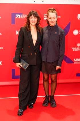 First Steps Awards ceremony in Berlin Berlin, 06 10 2025 Seyneb Saleh and Marie Bloching at the First Steps Awards ceremony at the Theater des Westens in Berlin Berlin Copyright: xMatthiasxGränzdörferx