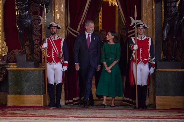 October 12, 2025, Madrid, Madrid, Spain: KING FELIPE VI of Spain and QUEEN LETIZIA of Spain CROWN PRINCESS LEONOR of Spain and PRINCESS SOFIA of Spain attend a reception during the National Day at the Royal Palace Madrid Spain - ZUMAc260 20251012_zep_c260_006 Copyright: xMikexChicorrox
