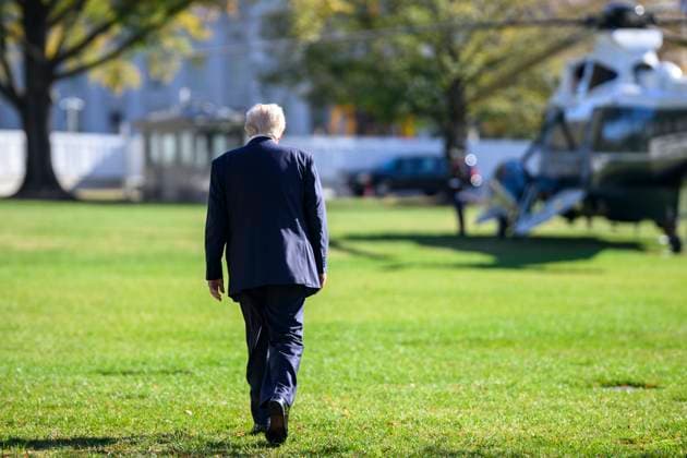 President Donald Trump departs the White House en route to Miami President Donald Trump departs the White House en route to Miami to deliver remarks at the America Business Forum, Wednesday, November 5, 2025., Credit:Daniel Torok Avalon  Copyright: xDanielxTorokx xAvalonx 1050741226