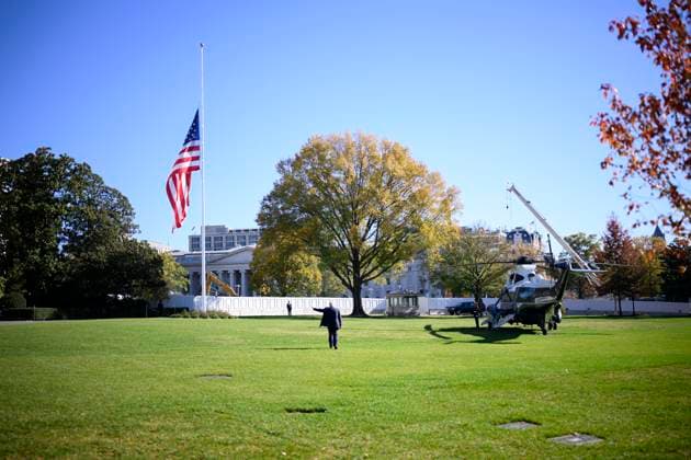 President Donald Trump departs the White House en route to Miami President Donald Trump departs the White House en route to Miami to deliver remarks at the America Business Forum, Wednesday, November 5, 2025., Credit:Daniel Torok Avalon  Copyright: xDanielxTorokx xAvalonx 1050741246