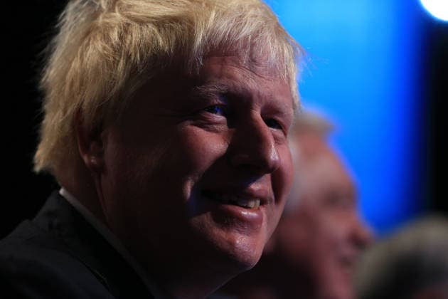 British Conservative Party Annual Conference 2017 MANCHESTER, UNITED KINGDOM - OCTOBER 04: Foreign Secretary Boris Johnson MP looks-on and claps as British Prime Minister and leader of the Conservative Party Theresa May MP speaks during her keynote speech on the final day of the annual Conservative Party Conference in Manchester, north west England on October 04, 2017. Manchester Ingiltere. Editorial use only. Please get in touch for any other usage.  Copyright: x2025xAnadoluxLindseyxParnabyx