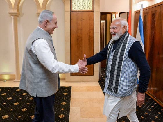 RECORD DATE NOT STATED Israeli Prime Minister Benjamin Netanyahu hosts Prime Minister Narendra Modi for dinner wearing Indian clothing Jerusalem Israel , Feb 26 (ANI): Israeli Prime Minister Benjamin Netanyahu hosts Prime Minister Narendra Modi for dinner wearing Indian clothing, in Jerusalem on Wednesday. (@IsraeliPM X ANI Photo) Jerusalem Israel Copyright: xANIx ANI_20260226068