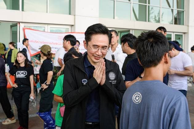 October 1, 2026, Bangkok, Thailand: BANGKOK, THAILAND, OCTOBER 1, 2026: Thai Deputy Prime Minister and Minister of Higher Education, Science, Research and Innovation, Yodchanan Wongsawat visits a flood evacuation site at King MongkutÃ¢â‚¬â ¢s Institute of Technology Ladkrabang (KMITL) in Bangkok, Thailand, as severe flooding continues to affect communities in Lat Krabang and surrounding areas. Bangkok Thailand - ZUMAq101 20261001_zna_q101_181 Copyright: xWatsawatxKoktabtimx