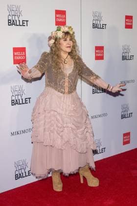 October 1, 2026, New York, New York, United States: Stevie Nicks attends.The New York City Ballet 2026 Fall Gala at David H. Koch Theater, Lincoln Center on October 01, 2026 in New York City. New York United States - ZUMAs197 20261001_aaa_s197_848 Copyright: xRonxAdarx