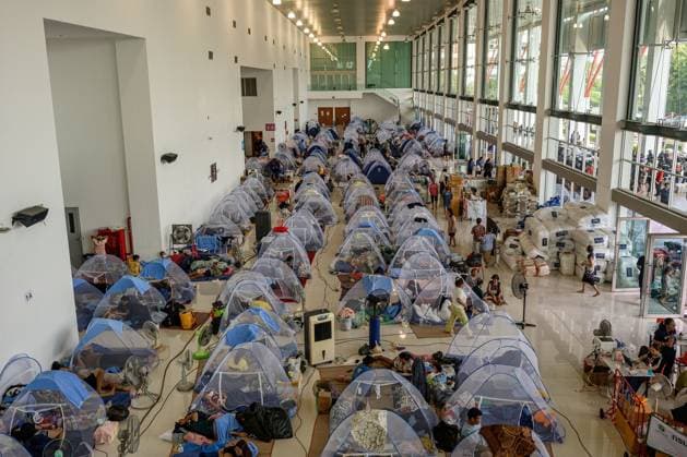 October 1, 2026, Bangkok, Thailand: BANGKOK, THAILAND, OCTOBER 1, 2026: Flood evacuees stay at a temporary shelter at Chao Phraya Surawong Waiyawat (Wor Bunnak) Auditorium inside King MongkutÃ¢â‚¬â ¢s Institute of Technology Ladkrabang (KMITL) in Bangkok, Thailand, as severe flooding continues to affect Lat Krabang and surrounding communities. The shelter provides temporary accommodation for residents displaced by flooding, with rows of temporary sleeping areas filling the auditorium as people wait for conditions to improve. Bangkok Thailand - ZUMAq101 20261001_zna_q101_172 Copyright: xWatsawatxKoktabtimx