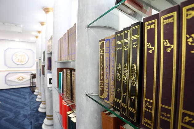 Open Mosque Day in Germany Open Mosque Day in Germany. A library is seen in the mosque Bait ur Rehman Moschee in Nuremberg, Germany . October 03rd , 2026 Photo by Davide Elias Copyright: xDavidexEliasx