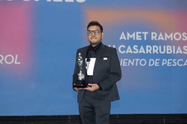 October 4, 2026: TO-45341 & x2013; Mexico City. October 3, 2026. Gaston Alvarez wins an Ariel Award at the 68th Ariel Awards ceremony presented by the Mexican Academy of Cinematographic Arts and Sciences (AMACC), held at Churubusco Studios in Mexico City. Clasos.com.mx  - ZUMAcs4_ 20261004_faa_cs4_023 Copyright: xMikaxRoblesx