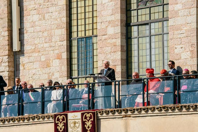 IPA89293498 - ASSISI October 4, 2026 Basilica of St. Francis celebration of the feast of St. Francis, patron saint of Italy, with the participation of President of the Republic Sergio Mattarella. After Mass, the President delivered a speech from the loggia of the Basilica, emphasizing Franciscan values and the priority of peace. Copyright: xemanuelaxbianconix xx IPA89293498