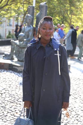 Alice Diop at the Miu Miu Women’s Ready-to-Wear Spring Summer 2027 fashion show during Paris Fashion Week (PFW) on October 4, 2026. Denis Guignebourg, Bestimage. Miu Miu Women’s’s Ready-to-Wear Collection Spring Summer 2027 at Paris Fashion Week (PFW) on October 4, 2026, Paris, France Copyright: xDenisxGuignebourgx xBestimagexDenisxGuignebourgx xBestimagex