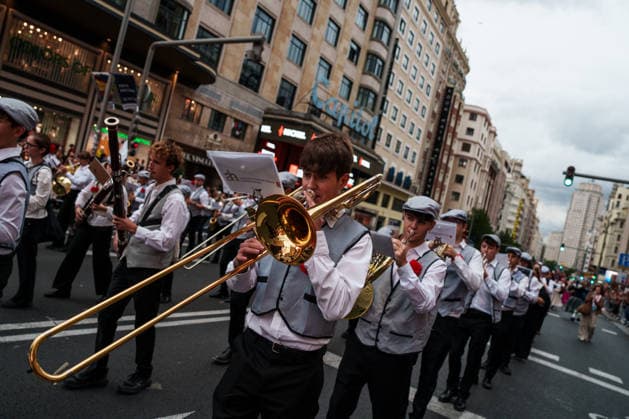 Ayuso Attends the Hispanic Heritage Parade in Madrid Hispanic Heritage Parade, October 4, 2025, in Madrid, Spain. For the third consecutive year, the Hispanic Heritage Parade wound its way down Gran Vía, with the largest display to date. Twenty countries from the Americas, plus the United States, Equatorial Guinea, the Philippines, Guam, and the Northern Mariana Islands, were the highlights of this year’s event. OCTOBER 4, 2026, Madrid, Spain  Copyright: xMatiasxChiofalox 7820451