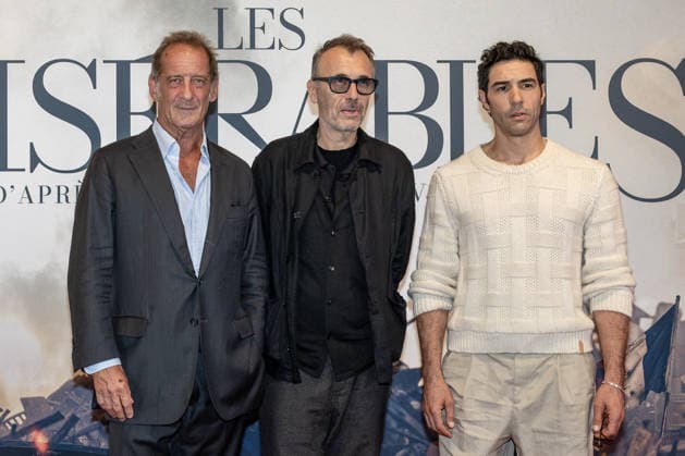 Premiere of Les Misérables by Fred Cavayé - Bordeaux MLG Vincent Lindon, Fred Cavayé and Tahar Rahim. The cast of French director Fred Cavayé s film Les Misérables attend a special preview screening at UGC Ciné Cité in Bordeaux, France, on October 4, 2026. Photo by Margot Le Gonidec ABACAPRESS.COM Bordeaux France  Copyright: xLexGonidecxMargot ABACAx