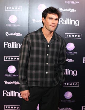 October 4, 2026, New York, Ny, United States: KJ Apa attends the New York Premiere of Falling . Held at The SAG-AFTRA Foundation Robin Williams Center in New York. Zuma Press. October 4, 2026. New York United States - ZUMAp281 20261004_zea_p281_015 Copyright: xPhotoxImagexPressx