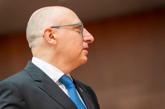 Sinan Selen: Hearing of the Federal Intelligence Services, EUR, Germany, Berlin, October 5, 2026 Sinan Selen, President of the Federal Office for the Protection of the Constitution Hearing of the Presidents of the Federal Intelligence Services The Parliamentary Oversight Committee oversees the intelligence activities of the federal government