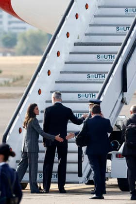 The King and Queen Begin Their State Visit to Finland Queen Letizia and King Felipe VI during the ceremonial send-off held at the airport prior to their state visit to Finland, on October 5, 2026, in Madrid, Spain. The state visit to Finland will take place October 5–7, with stops in Helsinki and Rovaniemi. STATE VISIT KING AND QUEEN AIRPORT Antonio Gutiérrez Madrid, Madrid, Spain Copyright: xAntonioxGutià rrezx 7821961