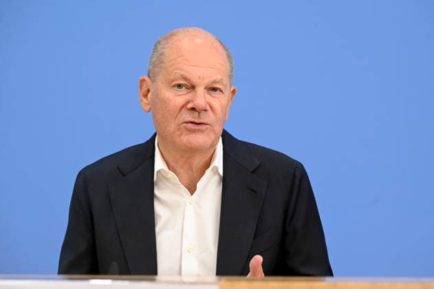 ABB Federal Press Conference (BPK) with Olaf Scholz, Former Federal Chancellor and Co-Chair of the ENSK Topic: Introduction to the North-South Commission on Development Policy (ENSK) Press conference on the composition and priority issues of the North-South Commission on Development Policy at the Federal Press Conference (BPK) in Berlin on October 5, 2026, Berlin, Germany
