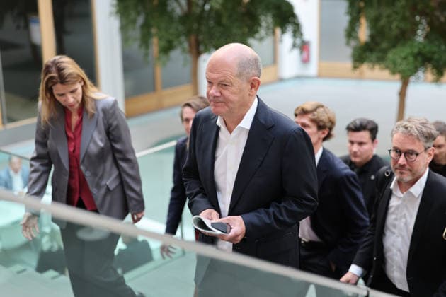 Presentation of the North-South Commission on Development Policy (ENSK) with Olaf Scholz Presentation of the North-South Commission on Development Policy (ENSK) Press conference on the composition and priority issues of the North-South Commission on Development Policy