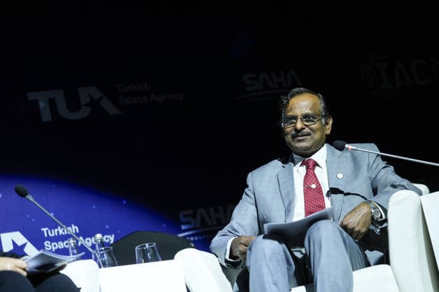 Space agency heads convene for a special session as part of IAC in Antalya ANTALYA, TURKIYE - OCTOBER 5: Indian Space Research Organisation (ISRO) Chairman V. Narayanan delivers a speech during the Space Agency Heads session held as part of the 77th International Astronautical Congress (IAC) at the NEST Congress Center in Antalya, Turkiye, on October 5, 2026. The congress is organized by the International Astronautical Federation (IAF), coordinated by the Turkish Ministry of Industry and Technology, and co-hosted by the Turkish Space Agency (TUA) and SAHA Istanbul. Osmancan Gurdogan Anadolu Antalya Turkey. Editorial use only. Please get in touch for any other usage. Copyright: x2026xAnadoluxOsmancanxGurdoganx