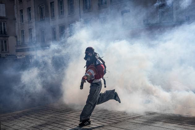 Student protests continue across France as up to 500 high schools close NANCY, FRANCE - OCTOBER 05: Demonstrators clash with police officers during a student protest in Nancy as demonstrations and blockades continue around several high schools, on October 05, 2026 in Nancy, France. Students are taking part in a nationwide high-school mobilization over school conditions and demands for greater education resources, while security units remain deployed around several locations in the city. Muhammed Said Tako Anadolu Nancy France. Editorial use only. Please get in touch for any other usage. Copyright: x2026xAnadoluxMuhammedxSaidxTakox