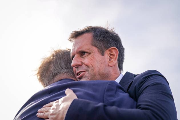 Germany, Emden: Lower Saxony’s Minister-President Olaf Lies and Federal Minister of Defense Boris Pistorius (SPD) greet each other with a hug on the sidelines of the press conference regarding the decision on the new naval port at Rysumer Nacken. Olaf Lies, Boris Pistorius, hug, greeting, SPD, Bundeswehr, German Navy, naval port, naval Copyright: xJOERANxSTEINSIEKx