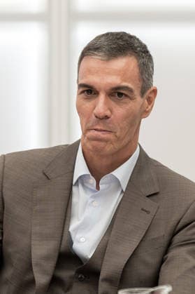 Sánchez Chairs the Meeting of the PSOE’s Federal Executive Committee The Prime Minister and Secretary-General of the PSOE, Pedro Sánchez, chairs the meeting of the PSOE’s Federal Executive Committee (CEF) at the PSOE headquarters in Ferraz on October 5, 2026, in Madrid, Spain. Sánchez announced today that he is dissolving Parliament and calling a general election for November 29. OCTOBER 5, 2026 Diego Radamé Madrid, Madrid, Spain  Copyright: xDiegoxRadamÃ sx 7822971
