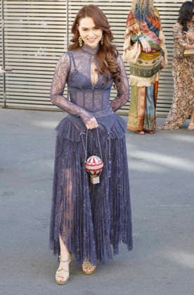 Guest at the Zimmermann Women’s Ready-to-Wear Spring Summer 2027 Collection fashion show during Paris Fashion Week on October 5, 2026. Christophe Aubert, Bestimage. Celebrities at the Zimmermann Women’s Ready-to-Wear Spring Summer 2027 Collection fashion show during Paris Fashion Week, October 5, 2026, Paris, France Copyright: xChristophexAubertx xBestimagexChristophexAubertx xBestimagex