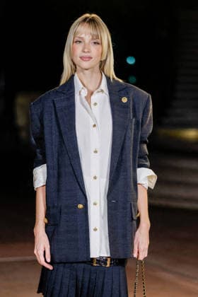Angèle at the photocall for the Chanel Spring Summer 2027 Women’s Ready-to-Wear Collection show during Paris Fashion Week (PFW) at the Grand Palais in Paris, France, on October 5, 2026. Olivier Borde, Bestimage. Photocall at the Chanel Women’s Ready-to-Wear Spring Summer 2027 show as part of Paris Fashion Week on October 5, 2026, in Paris, France. Paris, France Copyright: xOLIVIERxBORDEx xBESTIMAGExOLIVIERxBORDEx xBESTIMAGEx