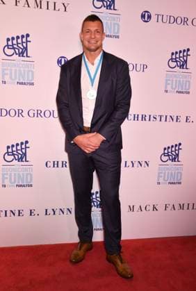 NEW YORK, NY - OCTOBER 5: Rob Gronkowski at the 41st Annual Great Sports Legends Dinner on October 5, 2026 at the New York Hilton in New York City. Copyright: xmpi099x
