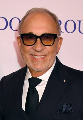 NEW YORK, NY - OCTOBER 5: Emilio Estefan at the 41st Annual Great Sports Legends Dinner on October 5, 2026 at the New York Hilton in New York City. Copyright: xmpi099 MediaPunchx
