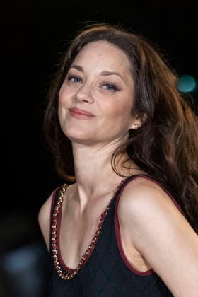 Marion Cotillard at the photocall for the Chanel Spring Summer 2027 collection at the Grand Palais in Paris on October 5, 2026. Olivier Borde, Bestimage. Photocall for the Chanel Spring Summer 2027 collection at the Grand Palais in Paris on October 5, 2026. Paris, France Copyright: xOLIVIERxBORDEx xBESTIMAGExOLIVIERxBORDEx xBESTIMAGEx