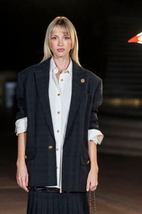 Angèle at the photocall for the Chanel Spring Summer 2027 collection at the Grand Palais in Paris on October 5, 2026. Olivier Borde, Bestimage. Photocall for the Chanel Spring Summer 2027 collection at the Grand Palais in Paris on October 5, 2026. Paris, France Copyright: xOLIVIERxBORDEx xBESTIMAGExOLIVIERxBORDEx xBESTIMAGEx