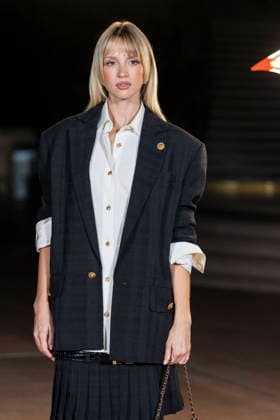 Angèle at the photocall for the Chanel Spring Summer 2027 collection at the Grand Palais in Paris on October 5, 2026. Olivier Borde, Bestimage. Photocall for the Chanel Spring Summer 2027 collection at the Grand Palais in Paris on October 5, 2026. Paris, France Copyright: xOLIVIERxBORDEx xBESTIMAGExOLIVIERxBORDEx xBESTIMAGEx