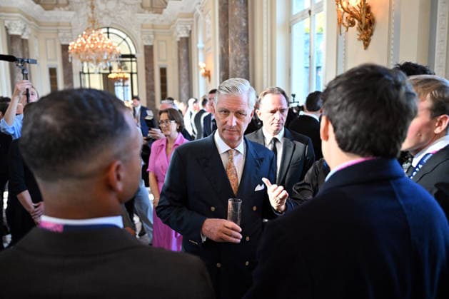King Philippe and Queen Mathilde of Belgium receive athletes at Laeken Castle BRUSSELS, BELGIUM - OCTOBER 06: King Philippe of Belgium speaks with athletes during a reception honoring Belgian athletes who have achieved significant sporting success over the past two years at the Royal Castle of Laeken in Brussels, Belgium, on October 06, 2026. Dursun Aydemir Anadolu Brussels Belgium. Editorial use only. Please get in touch for any other usage. Copyright: x2026xAnadoluxDursunxAydemirx