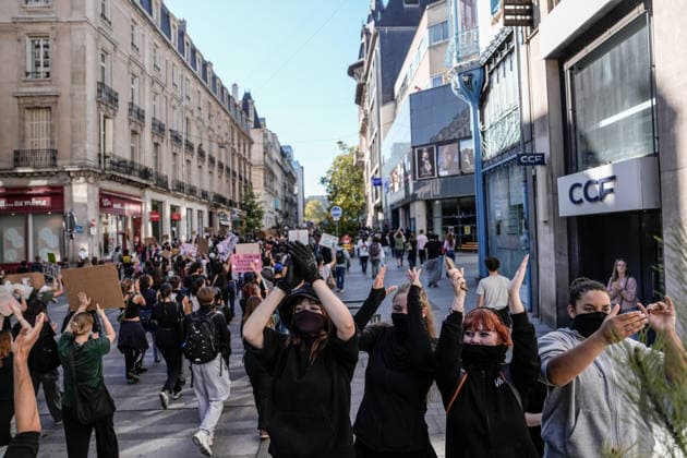 Protest against eduction conditions in France NANCY, FRANCE - OCTOBER 6: Students gather to stage a demonstration against police repression in Nancy, France on October 6, 2026. Demonstration is organized by student movement organizations, along with left-wing and far-left political groups, calling for a second round of mobilization. Student protests continued across France on Monday, with classes fully or partially suspended at between 400 and 500 high schools amid demonstrations over education conditions and a rise in related incidents, according to broadcaster BFMTV. Muhammed Said Tako Anadolu Nancy France. Editorial use only. Please get in touch for any other usage. Copyright: x2026xAnadoluxMuhammedxSaidxTakox
