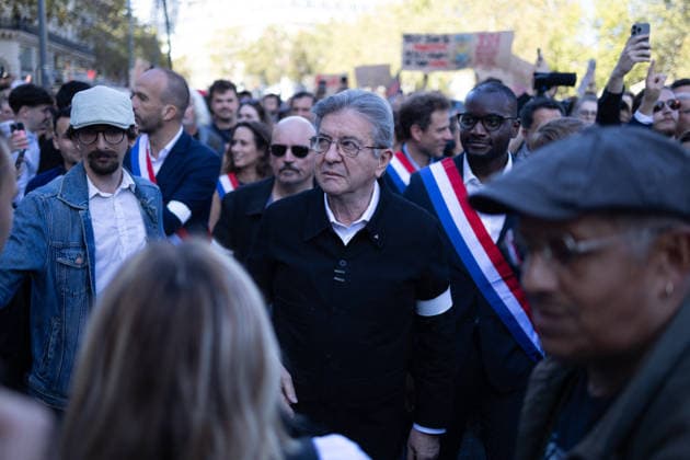 Student Demonstration - Paris RL President of La France Insoumise LFI Jean Luc Melenchon takes part in a demonstration as part of a nationwide day of actions called by high-school students, joined by unions and teachers, who for days have been demanding better learning conditions in protests punctuated by violent confrontations in Paris on October 6, 2026. Photo by Raphael Lafargue ABACAPRESS.COM Paris France  Copyright: xLafarguexRaphael ABACAx