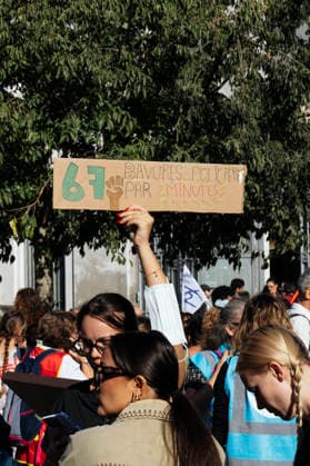 High School And University Student Protest - Toulouse A placard – 67 cases of police brutality every minute. Protests by secondary school pupils and students calling for improvements to their living and learning conditions, supported by the trade unions CGT, FO, FSU and Solidaires. France, Toulouse, 6 October 2026. Photo by Patricia Huchot-Boissier AbacaPress.com. Toulouse OCCITANIE France Copyright: xHuchot-BoissierxPatricia ABACAx